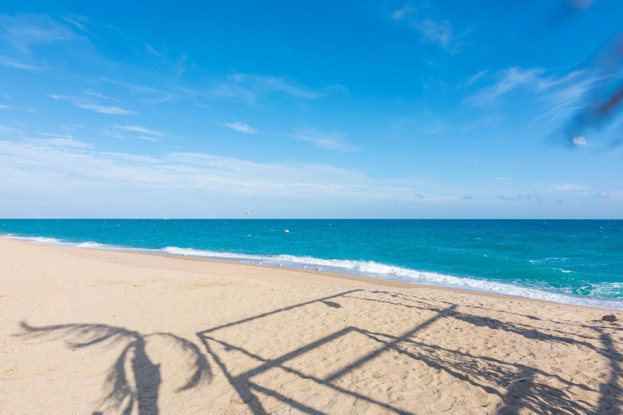 HomeHolidaysRentals Frida Pineda De Mar Exterior foto