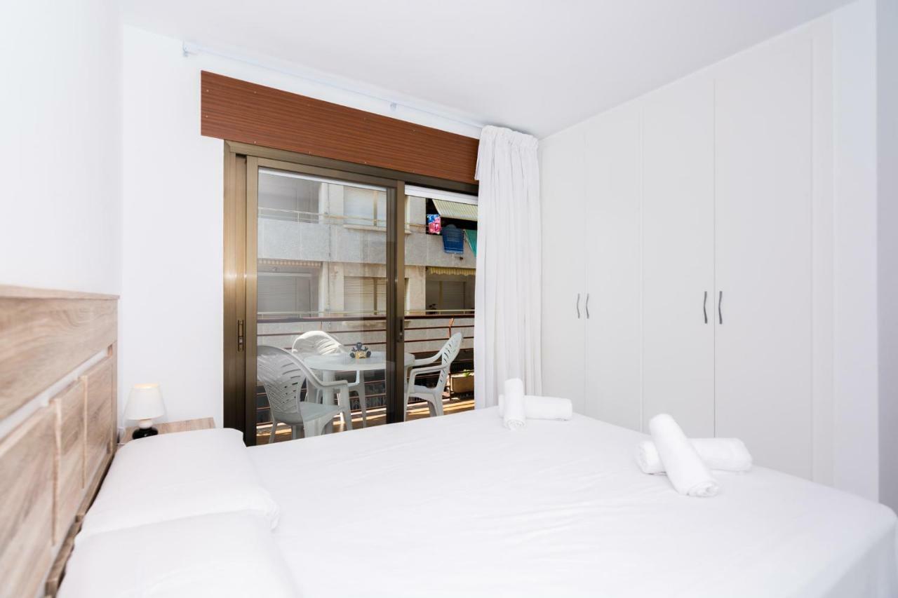 HomeHolidaysRentals Frida Pineda De Mar Exterior foto